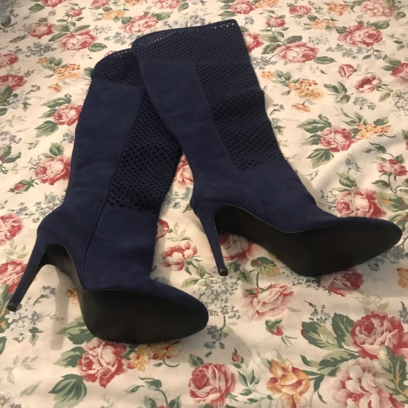 Balicia Heeled Boots - Picture 2 of 5